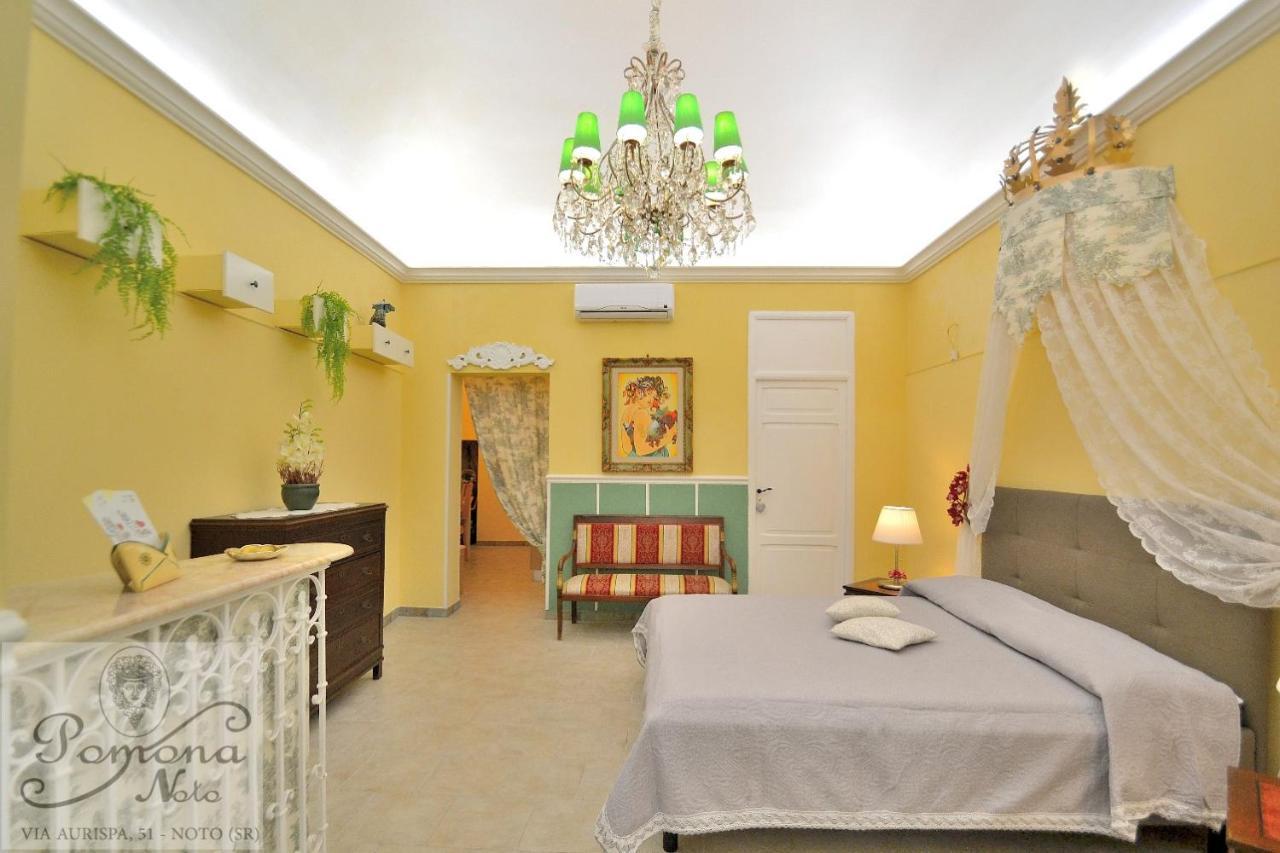 Pomona Noto Villa Luaran gambar